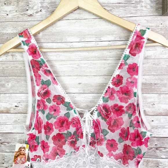BACI Queen Plus White Mesh Pink Floral and Lace Tie-Up Teddy Lingerie NWT - Picture 7 of 11